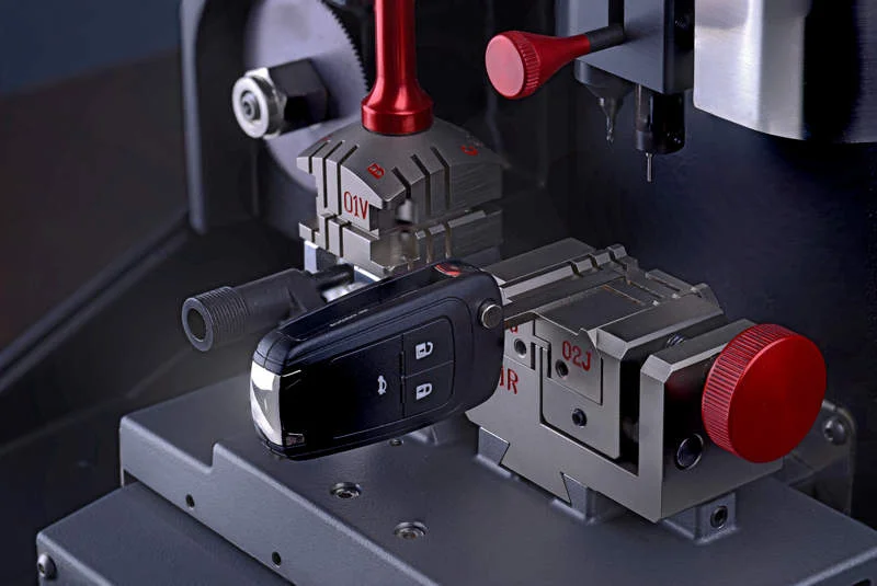 Prime Locksmith Las Vegas, NV automotive locksmith programming a car key