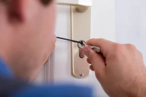 Locksmith lockout | Residential locksmith