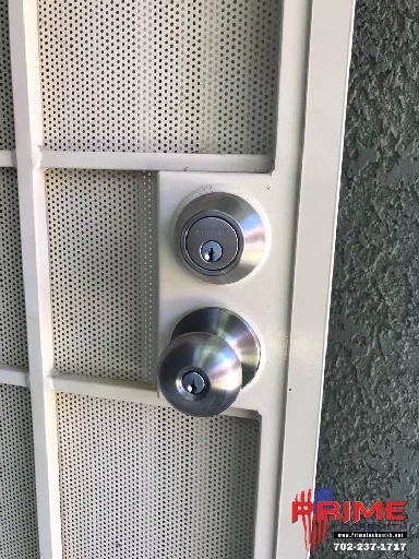 Installing Door Locks Las Vegas Nevada