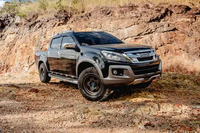 Isuzu car key replacement service in Las Vegas, NV